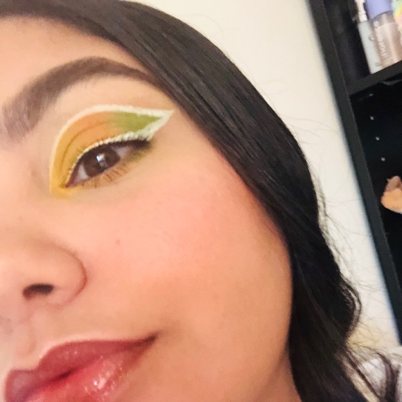 Meet your Posher, Zenaida - Picture 4 of 7